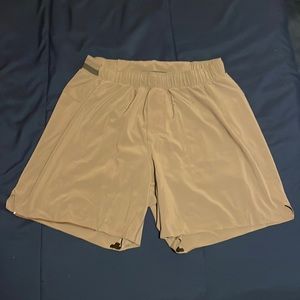 Lululemon Men’s medium Surge shorts 6” with liner
